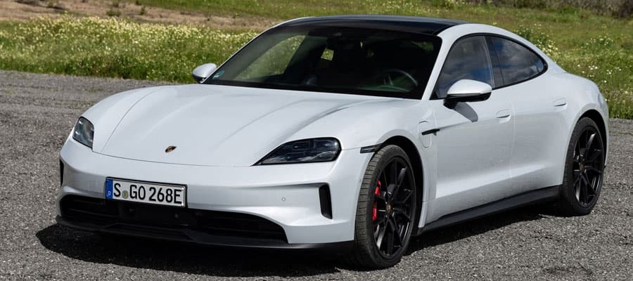 2026 Porsche Taycan